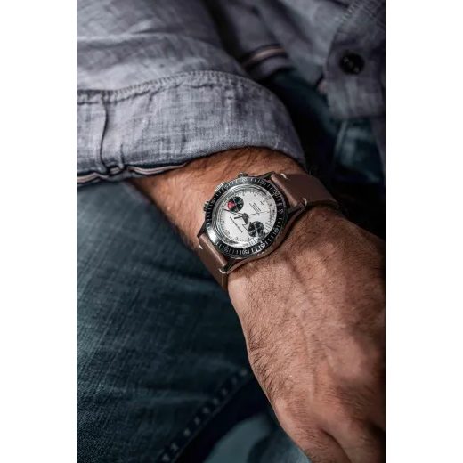 NIVADA GRENCHEN CHRONOMASTER WHITE PANDA MANUAL - CHRONOMASTER - ZNAČKY