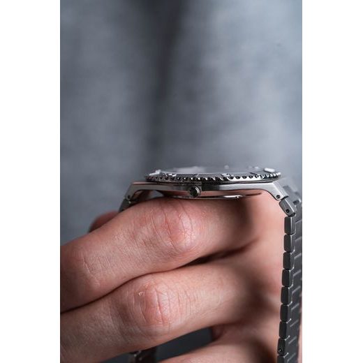 BERING CLASSIC 18940-704 - CLASSIC - ZNAČKY