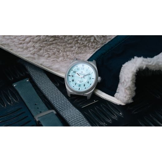 FORMEX FIELD AUTOMATIC GEN 2 ICE BLUE - FIELD AUTOMATIC - ZNAČKY