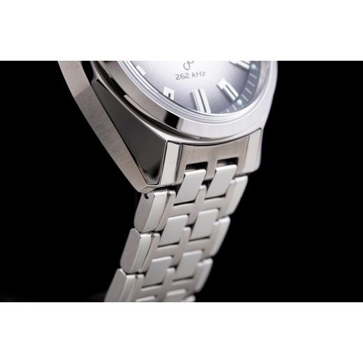 BULOVA JET STAR 96B472 - ARCHIVE SERIES - ZNAČKY