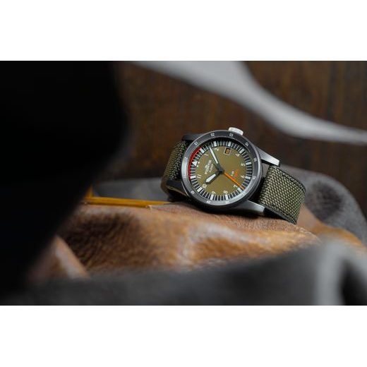 FORTIS FLIEGER F-39 WERK 7 TACTICAL GREEN LIMITED EDITION F4220029 - FLIEGER - ZNAČKY