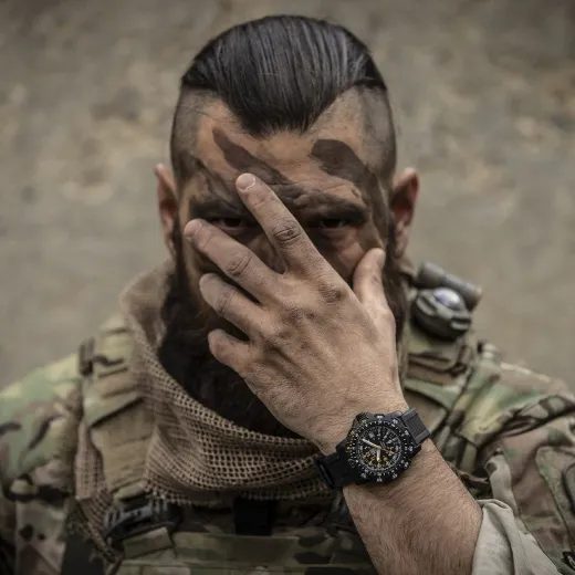 LUMINOX MIL-SPEC 3350 SERIES RECON POINT MAN XL.8825.H.2 - LAND - ZNAČKY