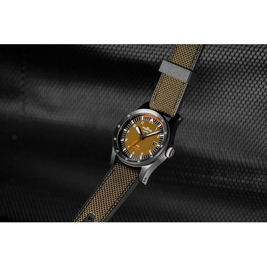 FORTIS FLIEGER F-39 WERK 7 TACTICAL GREEN LIMITED EDITION F4220029 - FLIEGER - ZNAČKY