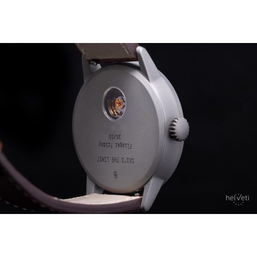 ROBOT FLIEGERFRIDAY X MICRO PRAHA L.E. - LIMITOVANÉ EDÍCIE - ZNAČKY