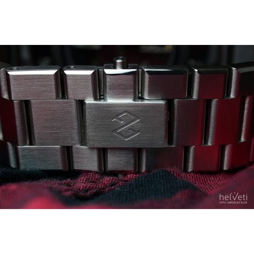 FORMEX ESSENCE FORTYTHREE AUTOMATIC CHRONOMETER GAMARET STEEL BRACELET 0330.1.6671.100 - ESSENCE - ZNAČKY
