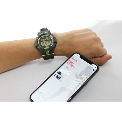 CASIO G-SQUAD GBD-800-8ER - G-SHOCK - ZNAČKY