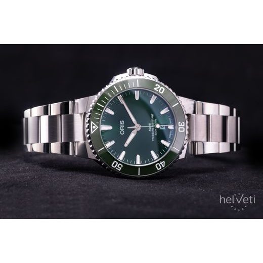 ORIS AQUIS DATE 41,5 MM 01 733 7787 4157-07 8 22 04PEB - AQUIS - ZNAČKY