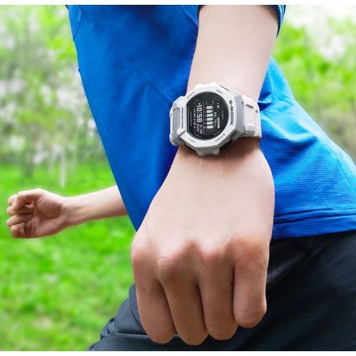 CASIO G-SQUAD GBD-300-7ER - G-SHOCK - ZNAČKY