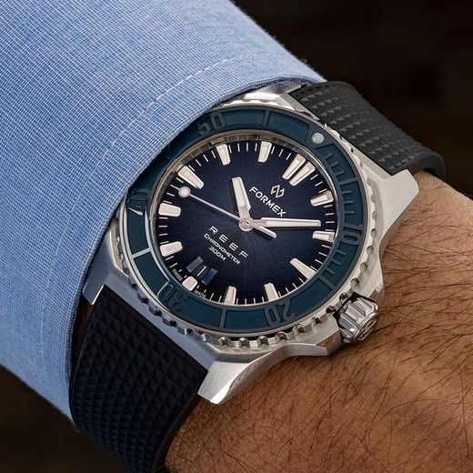 FORMEX REEF 39,5 AUTOMATIC CHRONOMETER BLUE DIAL - REEF - ZNAČKY