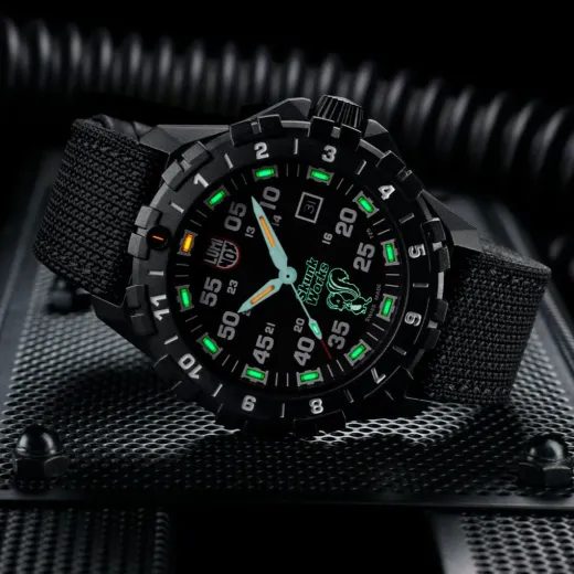 LUMINOX F-117 NIGHTHAWK™ X SKUNKWORKS® HERITAGE XA.6442.H - AIR - ZNAČKY