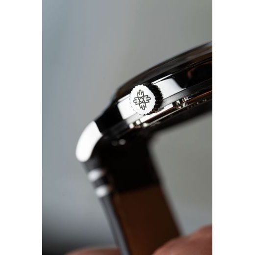 PRIM SPARTAKUS 39 103-009-483-00-1 - MANUFACTURE 1949 - ZNAČKY