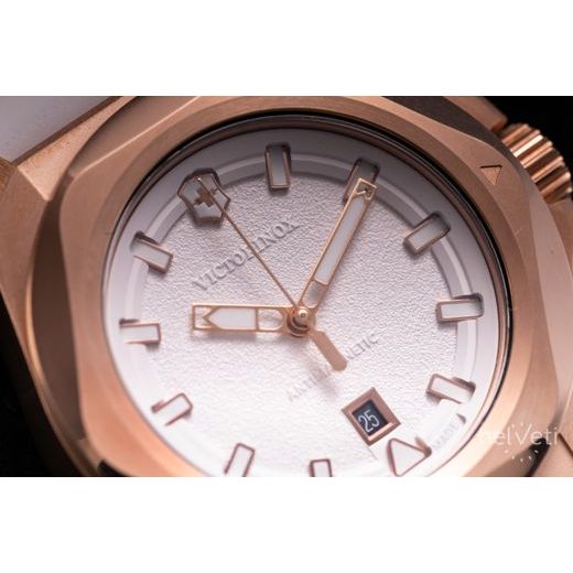 VICTORINOX I.N.O.X. MALÝ 242037 - I.N.O.X. - ZNAČKY