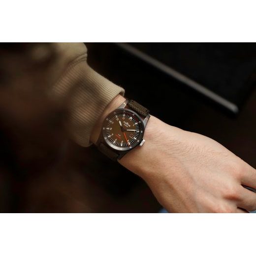 FORTIS FLIEGER F-39 WERK 7 TACTICAL GREEN LIMITED EDITION F4220029 - FLIEGER - ZNAČKY