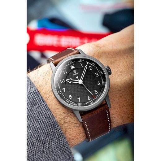 ROBOT FLIEGERFRIDAY X MICRO PRAHA L.E. - LIMITOVANÉ EDÍCIE - ZNAČKY