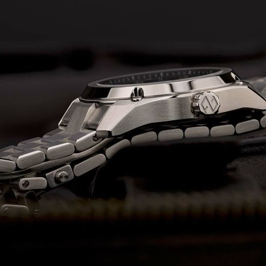 FORMEX ESSENCE THIRTYNINE AUTOMATIC CHRONOMETER DEGRADE BROWN NAPA LEATHER STRAP - ESSENCE - ZNAČKY