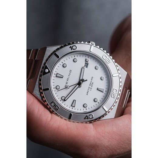 BERING CLASSIC 18940-704 - CLASSIC - ZNAČKY