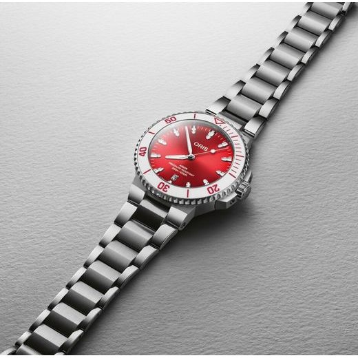 ORIS AQUIS DATE TASTE OF SUMMER 41,5 MM 01 733 7787 4138-07 8 22 04PEB - AQUIS - ZNAČKY