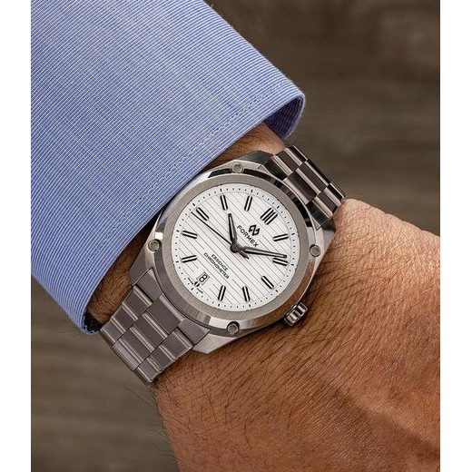 FORMEX ESSENCE THIRTYNINE AUTOMATIC CHRONOMETER WHITE - ESSENCE - ZNAČKY