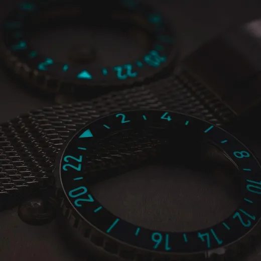 FORMEX REEF GMT AUTOMATIC CHRONOMETER 2202.1.5300.100 - REEF - ZNAČKY