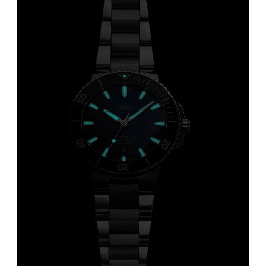 ORIS AQUIS DATE 43,5 MM 01 733 7789 4135-07 8 23 04PEB - AQUIS - ZNAČKY