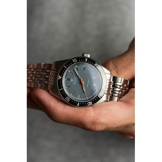 NIVADA GRENCHEN AQUAMAR GREY - ANTARCTIC - ZNAČKY