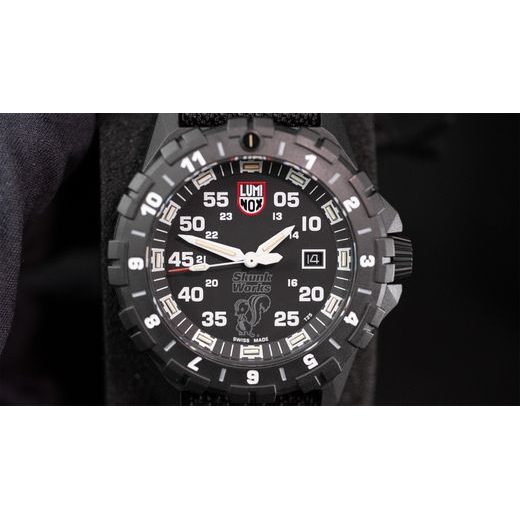 LUMINOX F-117 NIGHTHAWK™ X SKUNKWORKS® HERITAGE XA.6442.H - AIR - ZNAČKY