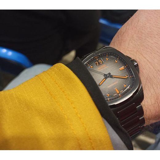 MIDO MULTIFORT TV BIG DATE M049.526.33.081.00 - MULTIFORT - ZNAČKY