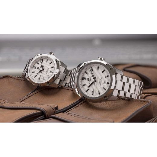 FORMEX ESSENCE FORTYTHREE AUTOMATIC CHRONOMETER WHITE - ESSENCE - ZNAČKY