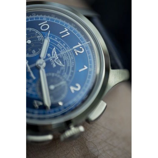 AVIATOR HERITAGE CHRONOGRAPH TRIMETER AUTOMATIC V.4.40.0.356.4 - HERITAGE - ZNAČKY