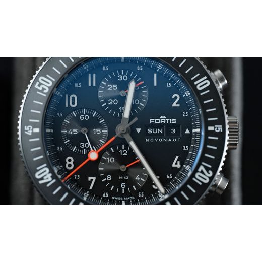 FORTIS NOVONAUT N-42 LEGACY EDITION F2040008 - NOVONAUT - ZNAČKY