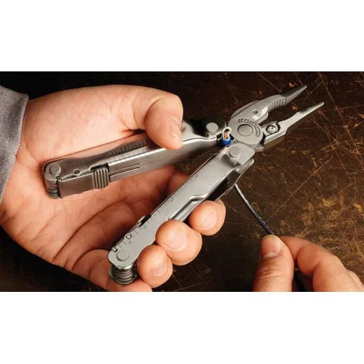 MULTITOOL LEATHERMAN SUPER TOOL 300 BLACK 831151 - KLIEŠTE A MULTITOOLY - OSTATNÉ