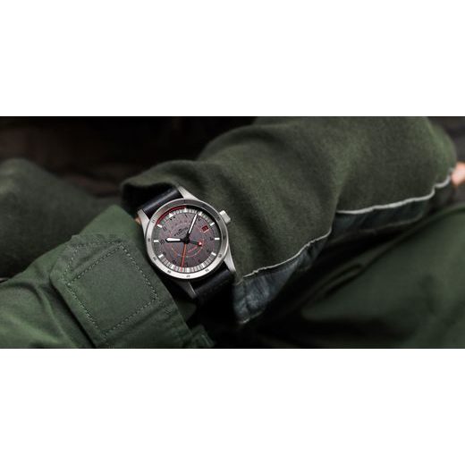 FORTIS FLIEGER F-43 TRIPLE-GMT TITANIUM ORANGE COSC F4260003 - FLIEGER - ZNAČKY