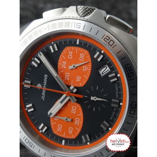 JUNGHANS 1972 CHRONOSCOPE QUARTZ 41/4260.00 - PERFORMANCE - ZNAČKY