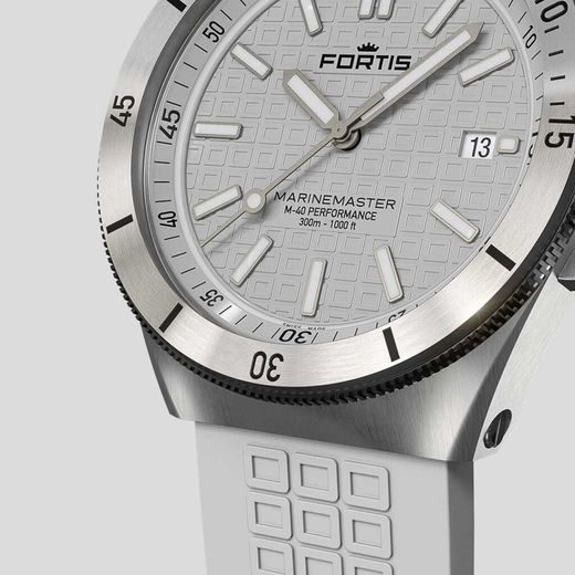 FORTIS MARINEMASTER M-40 SNOW WHITE F8120009 - MARINEMASTER - ZNAČKY