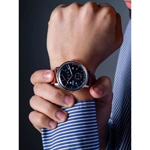 JUNKERS BAUHAUS POWER RESERVE 911.01.12 - BAUHAUS AUTOMATIC - ZNAČKY