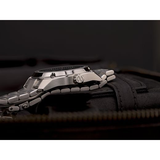 FORMEX ESSENCE FORTYONE AUTOMATIC CHRONOMETER GAMARET 0334.1.6651.100 - ESSENCE - ZNAČKY