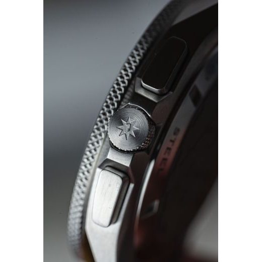 JUNGHANS 1972 CHRONOSCOPE SPORTS EDITION 2025 LIMITED EDITION 41/4579.00 - 1972 - ZNAČKY