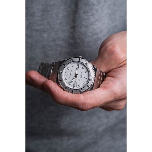 BERING CLASSIC 18940-704 - CLASSIC - ZNAČKY