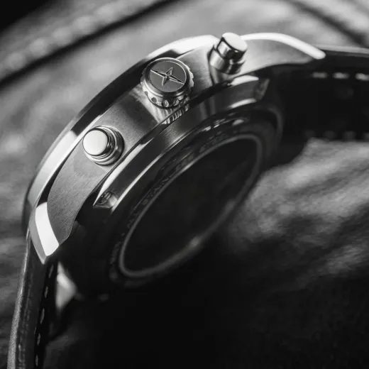 DAVOSA NEWTON PILOT CHRONOGRAPH LE 161.578.55 - PILOT - ZNAČKY