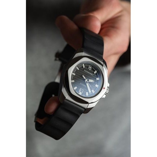 VICTORINOX I.N.O.X. AUTOMATIC 242039 - I.N.O.X. - ZNAČKY