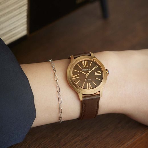 CITIZEN L ECO-DRIVE EM1163-09X - ELEGANT - ZNAČKY