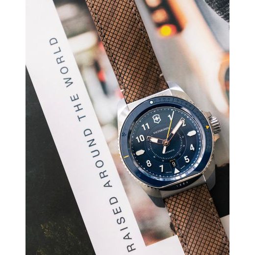 VICTORINOX JOURNEY 1884 241980.1 - SÚPRAVA - JOURNEY 1884 - ZNAČKY