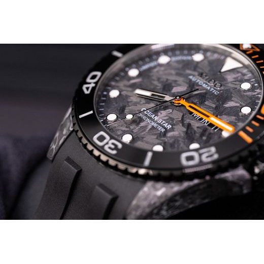 MIDO OCEAN STAR 200C CARBON CHRONOMETER LIMITED EDITION M042.431.77.081.00 - OCEAN STAR - ZNAČKY