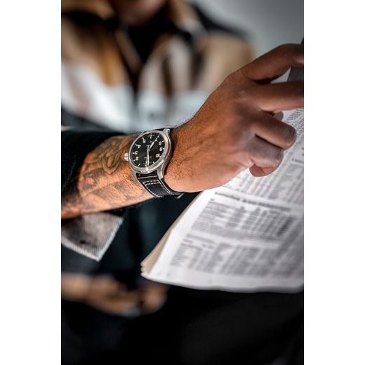 DAVOSA NEWTON PILOT DAY-DATE AUTOMATIC 161.585.55 - PILOT - ZNAČKY