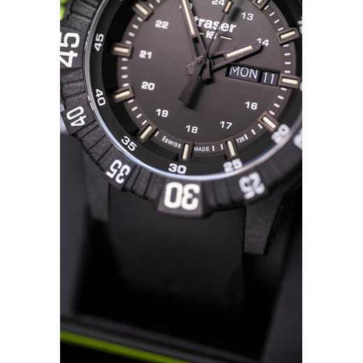 TRASER P99 Q TACTICAL BLACK RUBBER - TACTICAL - ZNAČKY