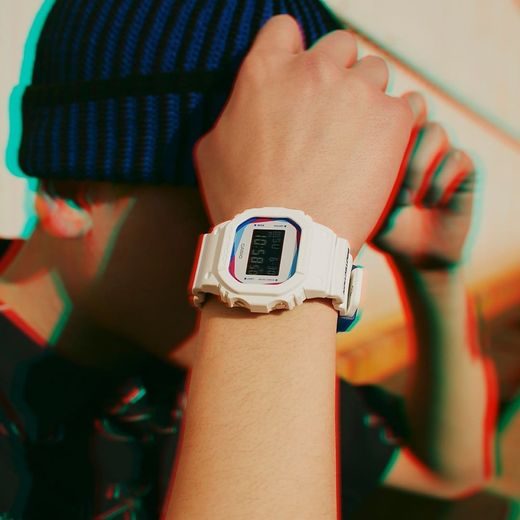 HODINKY CASIO G-SHOCK DWE-5600PR-2ER PARRA SPECIAL EDITION - G-SHOCK - ZNAČKY