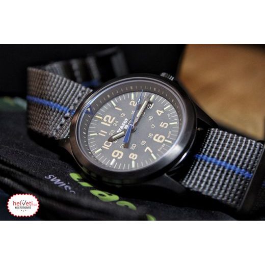 TRASER P67 OFFICER PRO GREY NATO S PRUHOM - HERITAGE - ZNAČKY
