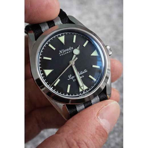 NIVADA GRENCHEN SUPER ANTARCTIC 32026A - ANTARCTIC - ZNAČKY