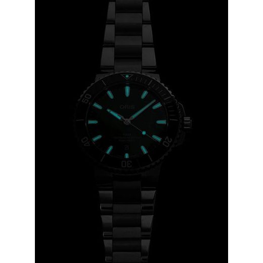 ORIS AQUIS DATE 43,5 MM 01 733 7789 4157-07 8 23 04PEB - AQUIS - ZNAČKY