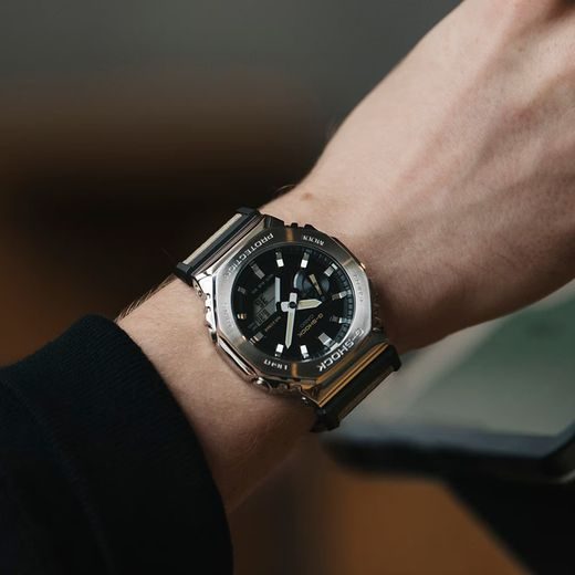 CASIO G-SHOCK GM-2100C-5AER UTILITY METAL COLLECTION - CASIOAK - ZNAČKY